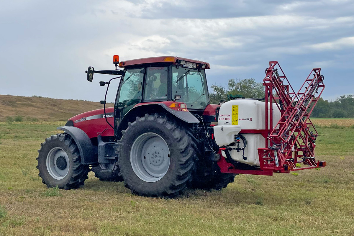 Kertitox FSZ 800.12-es függesztett permetezőgépek több kivitelben, készletről