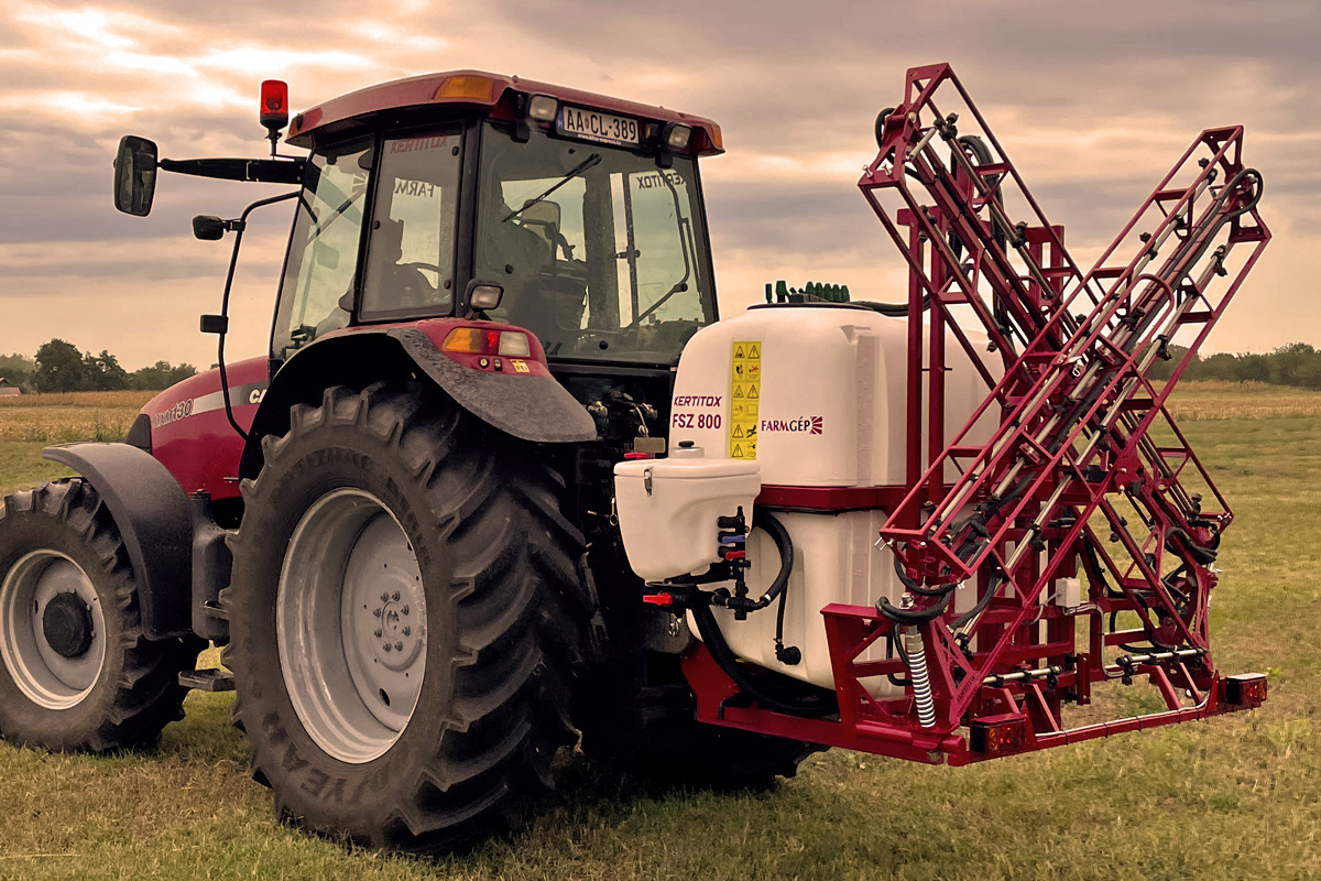 Kertitox FSZ 1000.12-es függesztett permetezőgépek több kivitelben, készletről