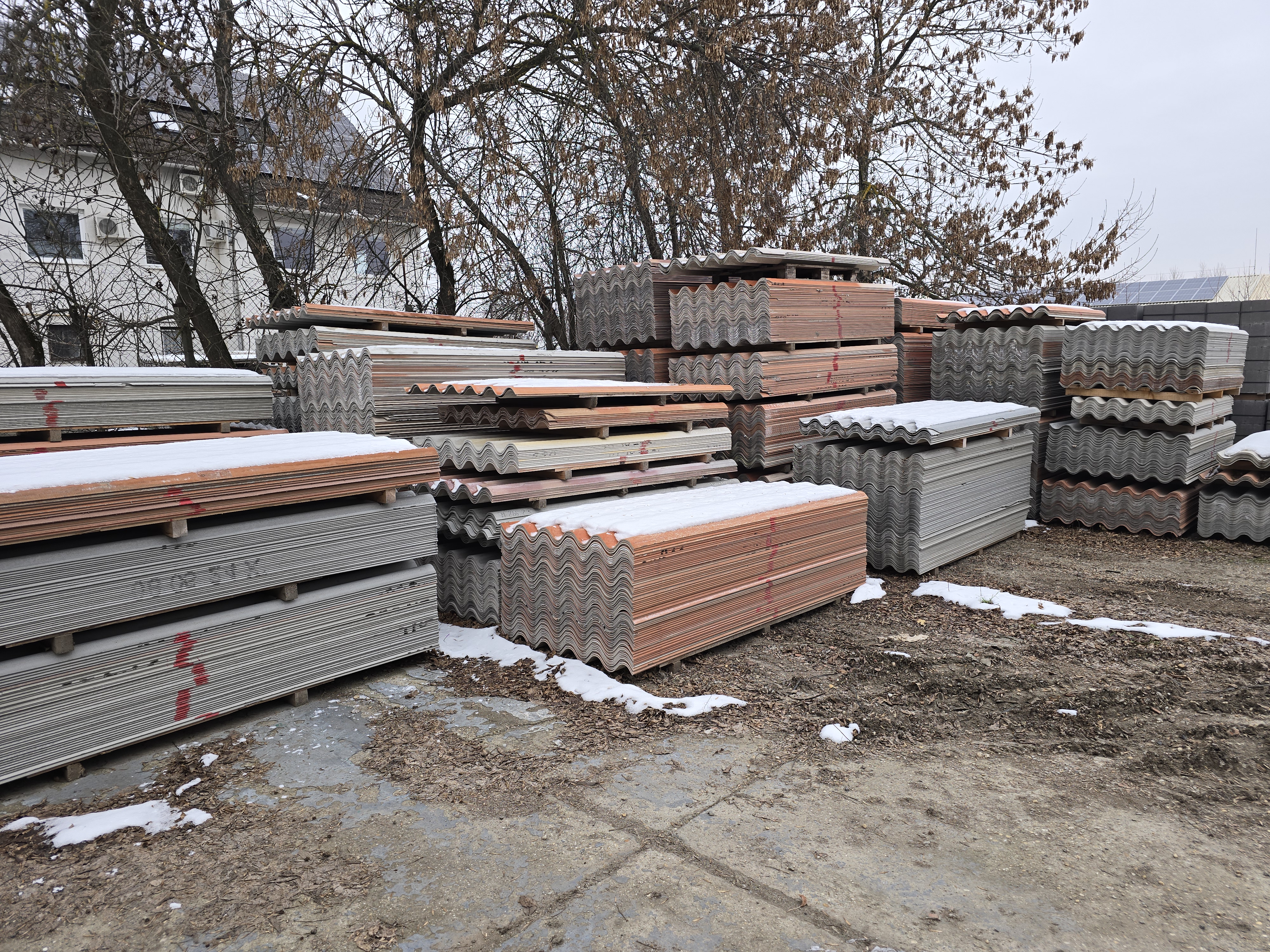 Szépséghibás hullámpala