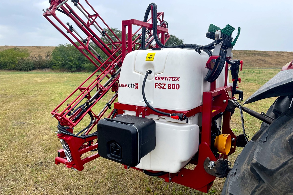 Kertitox FSZ Szántóföldi függesztett permetező